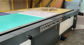 Macchina serigrafica con apertura a pantografo